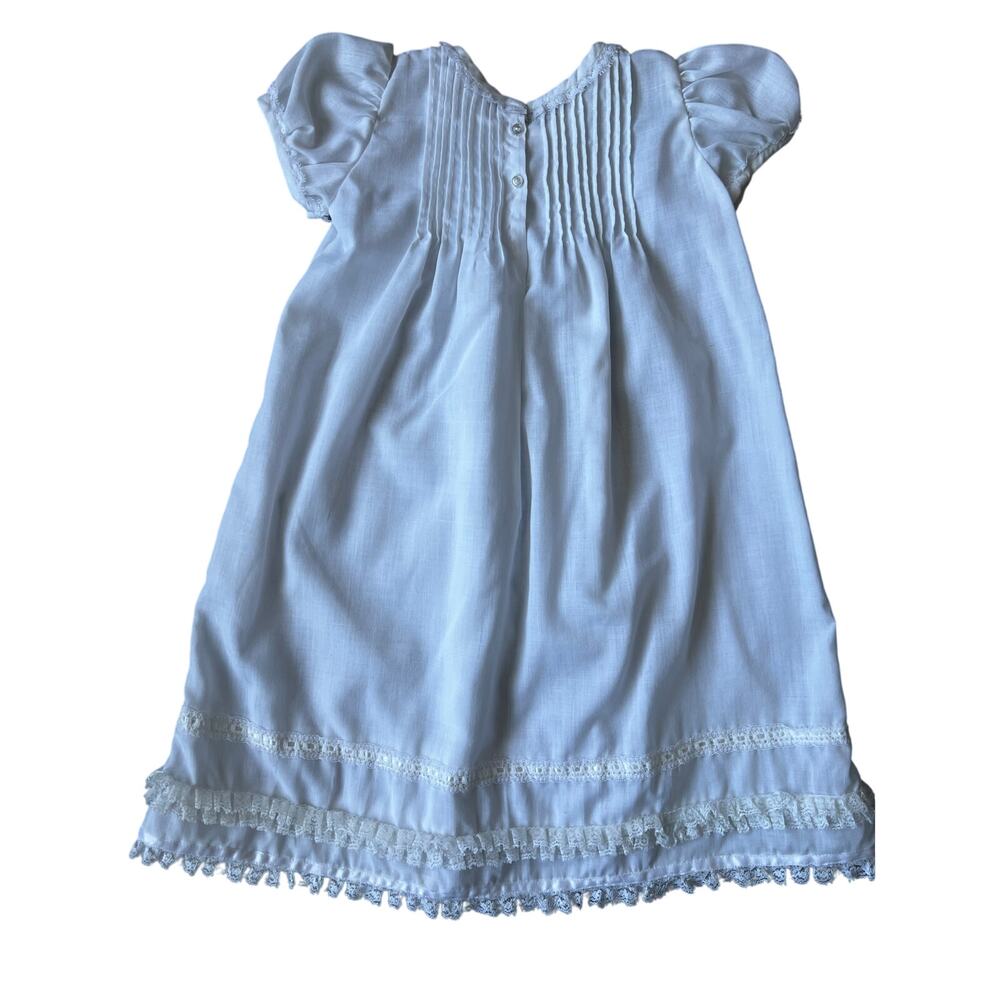 Vintage baby gown size 0-6 mos handmade lace classic traditional